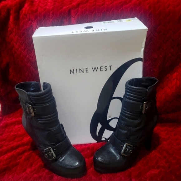 Nine West Leather Ankle Boots - Picture 3 of 5